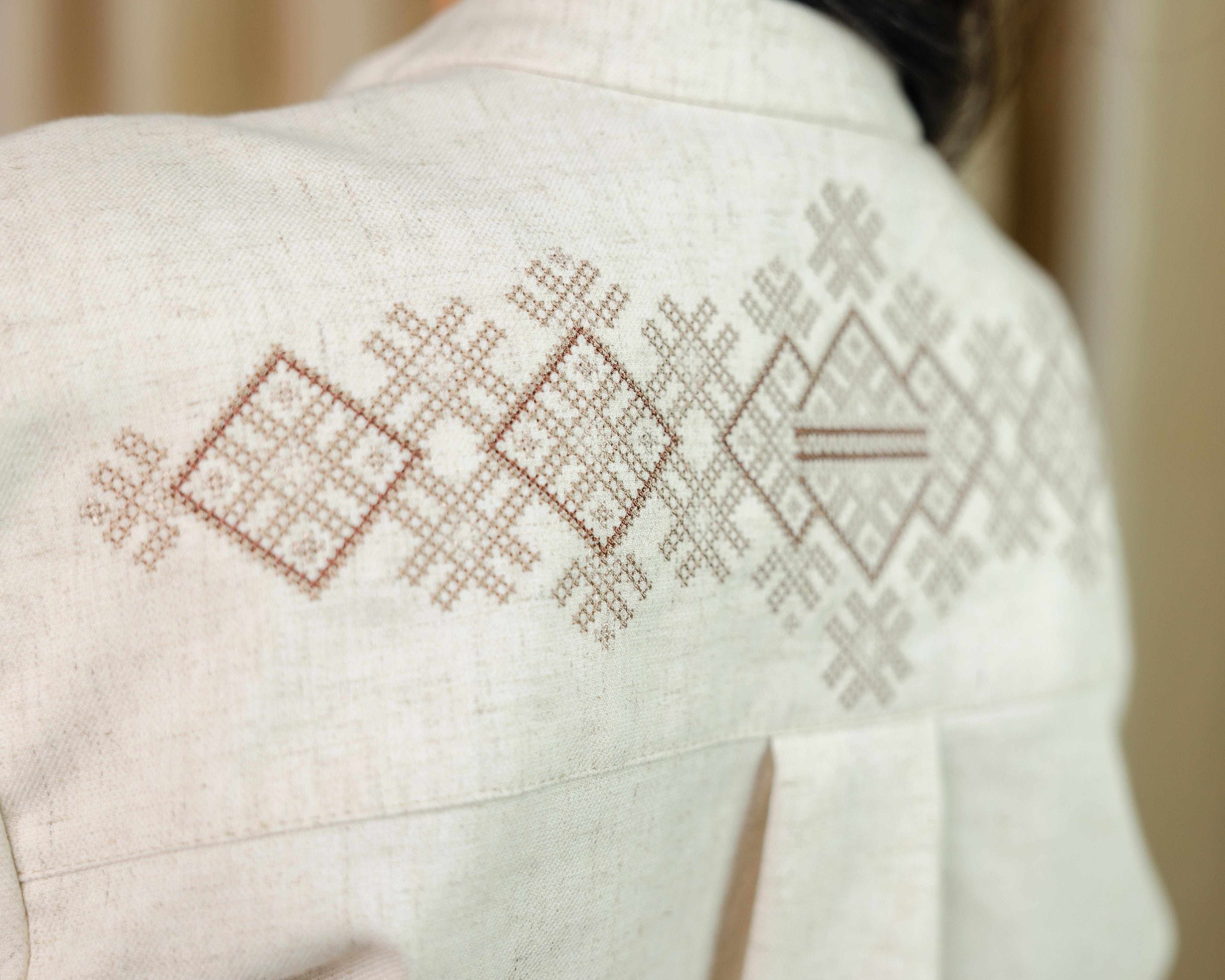 Вышитая рубашка женская Яворина льняная S/M (0002203) - фото 3 Вышитая рубашка женская Яворина льняная S/M (0002203) - фото 3