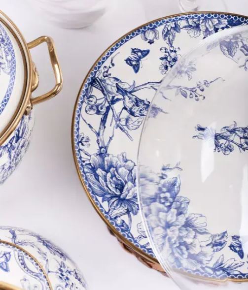 Тортовница эмалированная BUTTERFLY Elmani с крышкой на ножке 30 см - фото 9