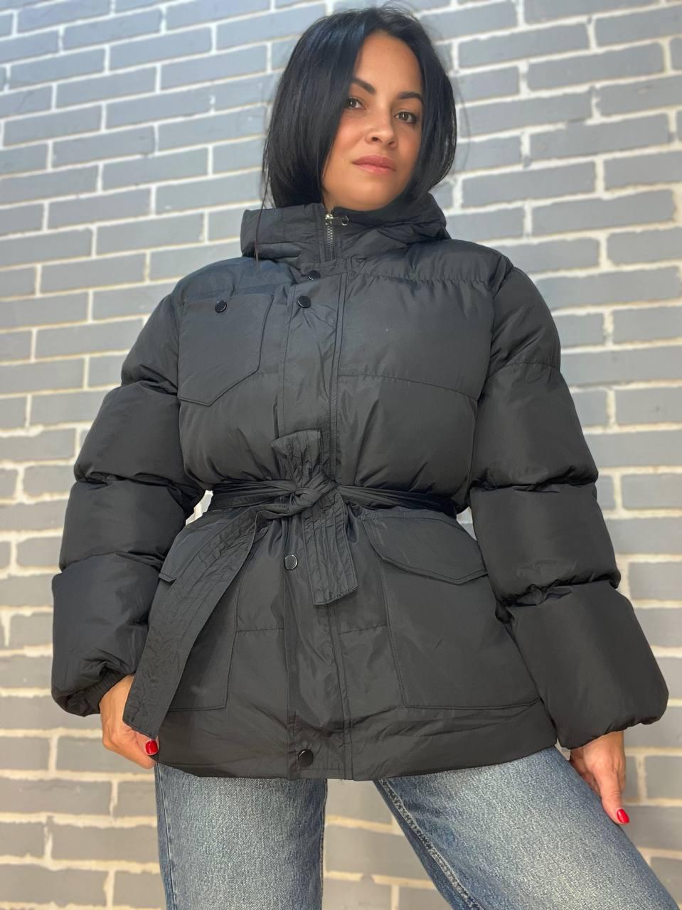 Куртка жіноча RUIXI 6093 парка пуффер з паском подовжена з капюшоном оверсайз р. 46 Чорний (949) - фото 3 Куртка жіноча RUIXI 6093 парка пуффер з паском подовжена з капюшоном оверсайз р. 46 Чорний (949) - фото 3