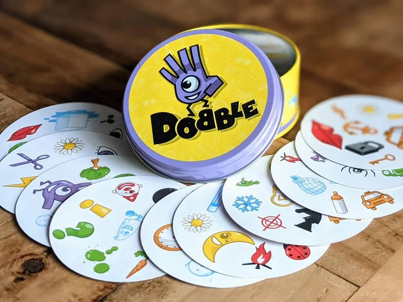 Гра DOBBLE для дітей від 6 років і для дорослих - фото 9