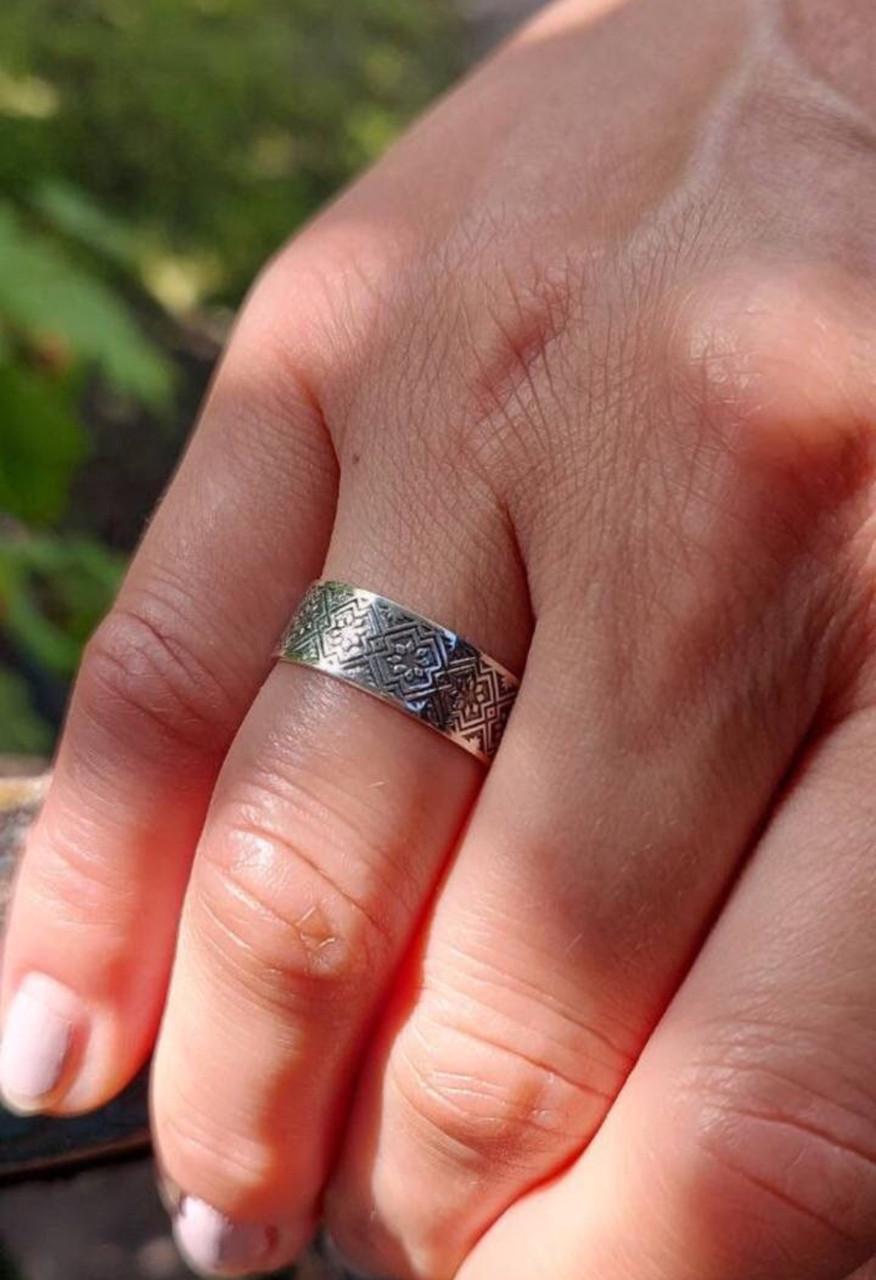 Каблучка Українська вишиванка срібний 925 проба (26943941) - фото 4