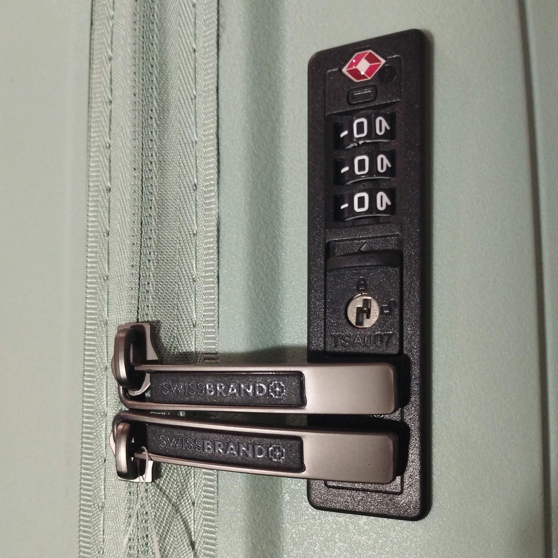 Валіза Swissbrand Narberth L Light Mint (SWB_LHNAR007L) - фото 3 Валіза Swissbrand Narberth L Light Mint (SWB_LHNAR007L) - фото 3