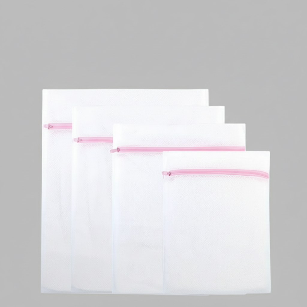 Набор мешков для стирки одежды и белья 4 шт. (193) Набор мешков для стирки одежды и белья 4 шт. (193)