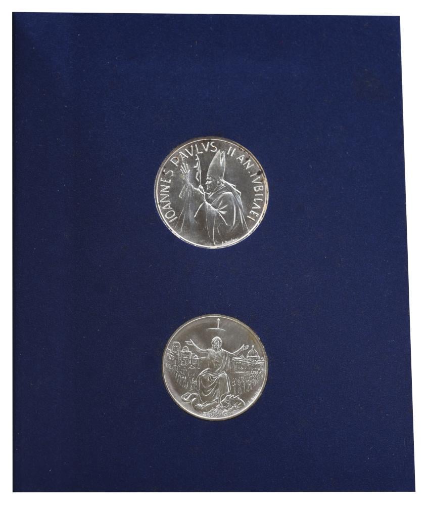 Коллекционные монеты Ватикан из 2 серебряных монет 1983 AU-UNC Папа Римский-Иоанн Павел II Святой год 500 и 1000 лир (М22362) Коллекционные монеты Ватикан из 2 серебряных монет 1983 AU-UNC Папа Римский-Иоанн Павел II Святой год 500 и 1000 лир (М22362)