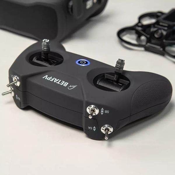 Квадрокоптер BetaFPV Aquila16 FPV Kit 8 мин 200 м 2 батареи - фото 9 Квадрокоптер BetaFPV Aquila16 FPV Kit 8 мин 200 м 2 батареи - фото 9