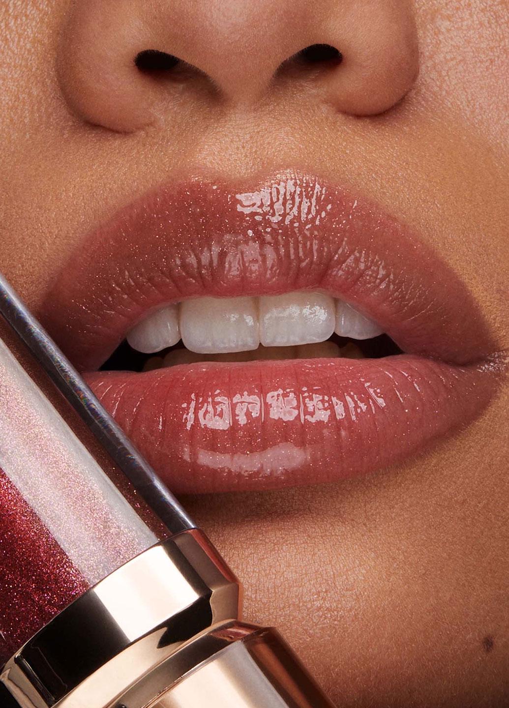 Блиск для губ Kiko Milano 3d Hydra Lipgloss Limited Edition 44 Disruptive Brown 6,5 мл Коричневий (KM000000337044) - фото 4