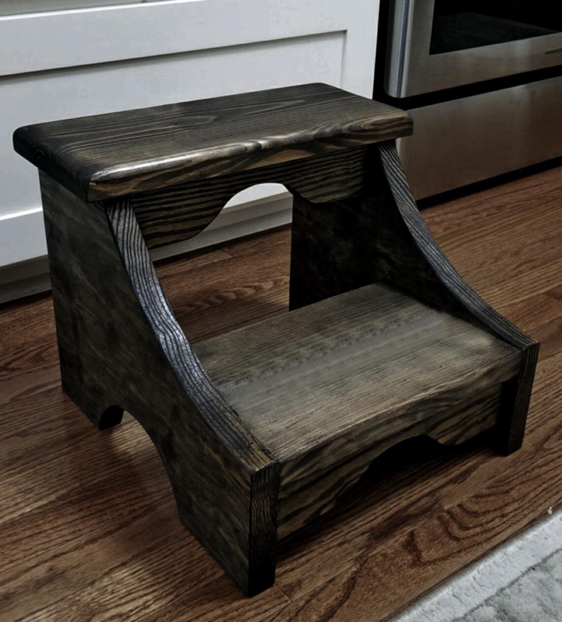 Скамейка-ступенька из дерева Ликрик Мокко (ССТ-002010)