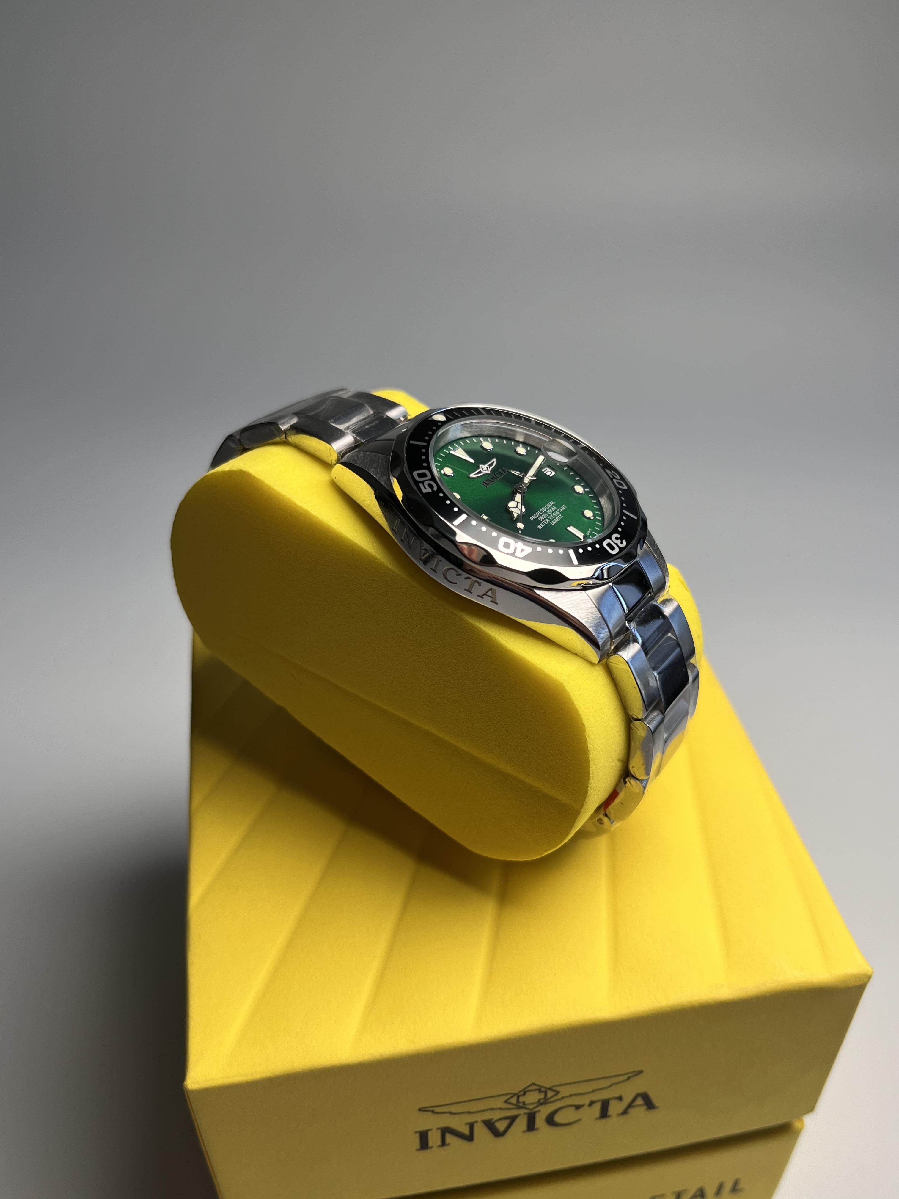 Наручний годинник Invicta 10667 Pro Diver (15357526) - фото 3 Наручний годинник Invicta 10667 Pro Diver (15357526) - фото 3