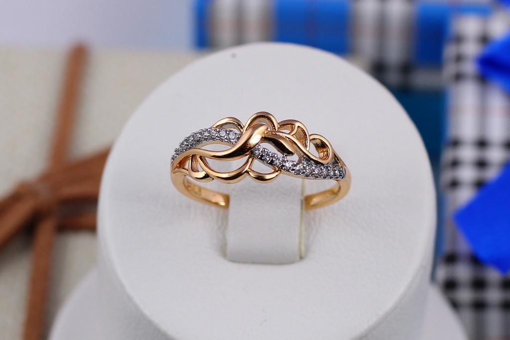 Кольцо Xuping Jewelry Резные листья с волнистой дорожкой из камней р. 16 Золотистый