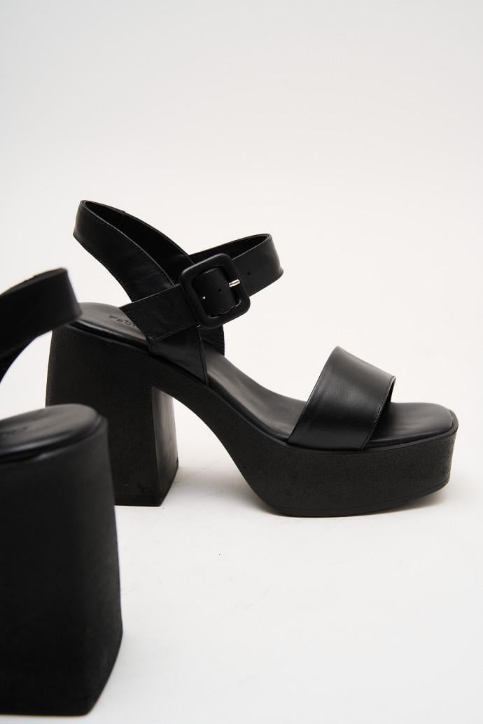 Босоніжки Fabio Monelli