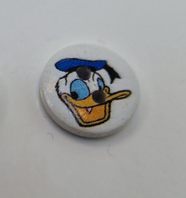 Пуговица деревянная с дырочками и детским рисунком d 1,6 см Белый (2221716700)