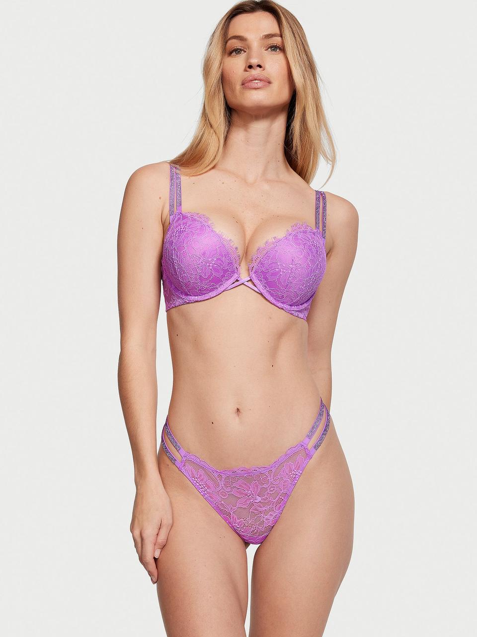 Труси жіночі Victoria's Secret Double Shine Strap Lace Brazilian XS бузкові (2179626073) - фото 5