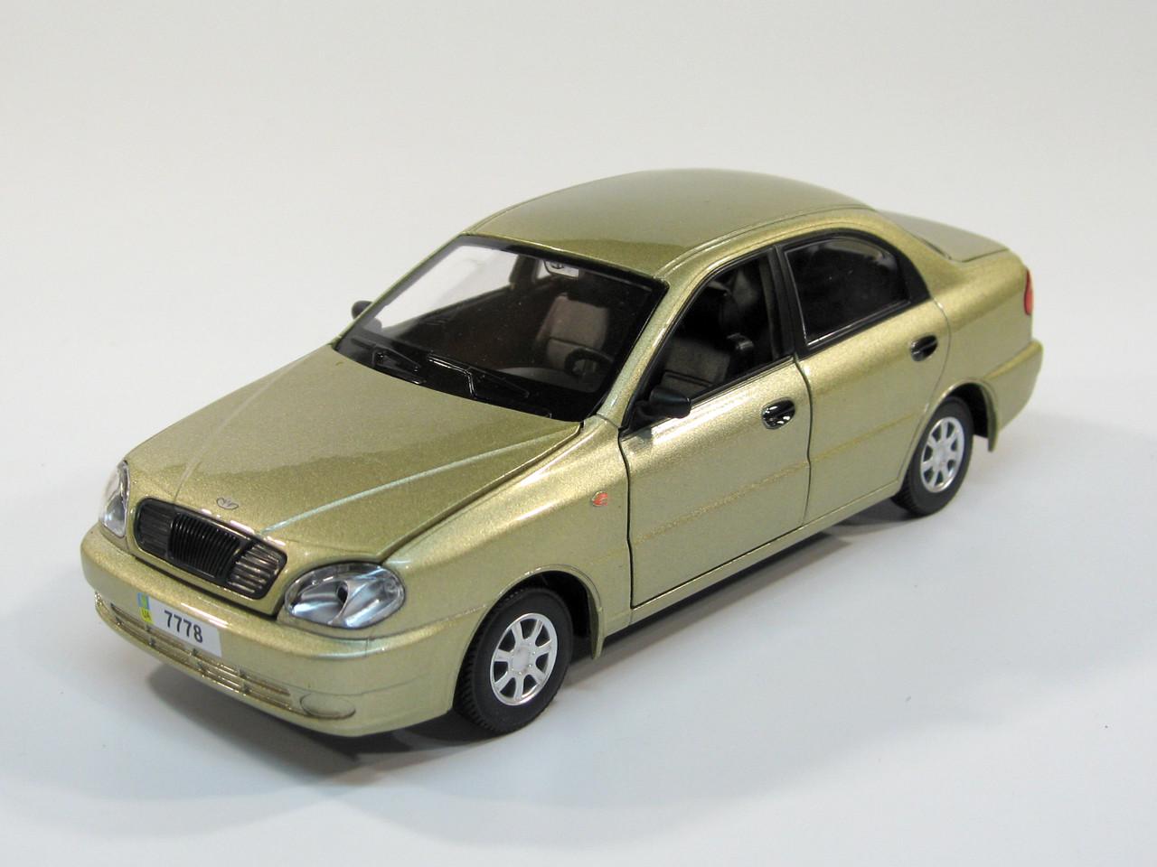 Модель металева Daewoo Lanos (7778 Oliva) - фото 1