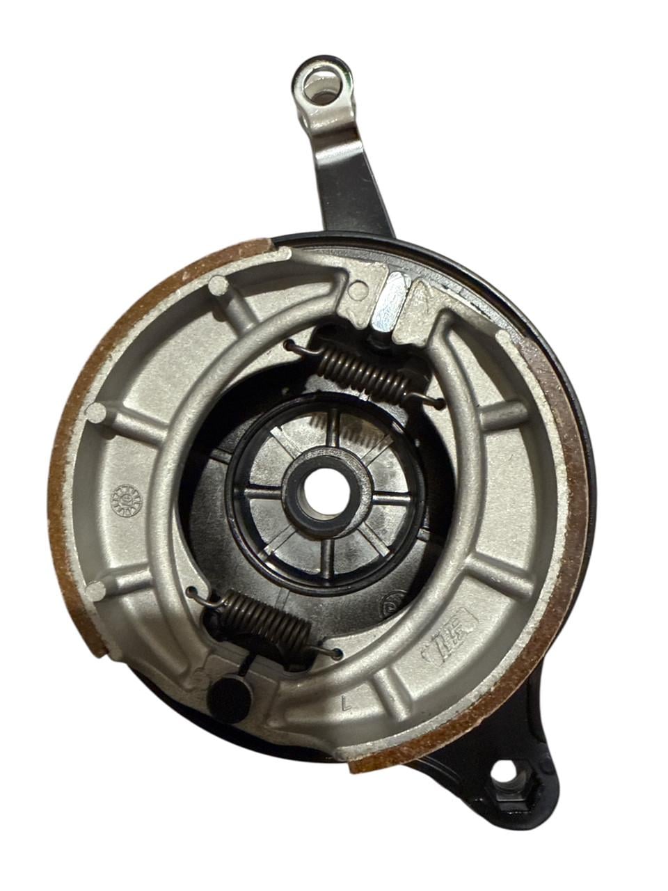 Крышка заднего колеса и колодки мотоцикла Lifan LF150-2 (к42939)