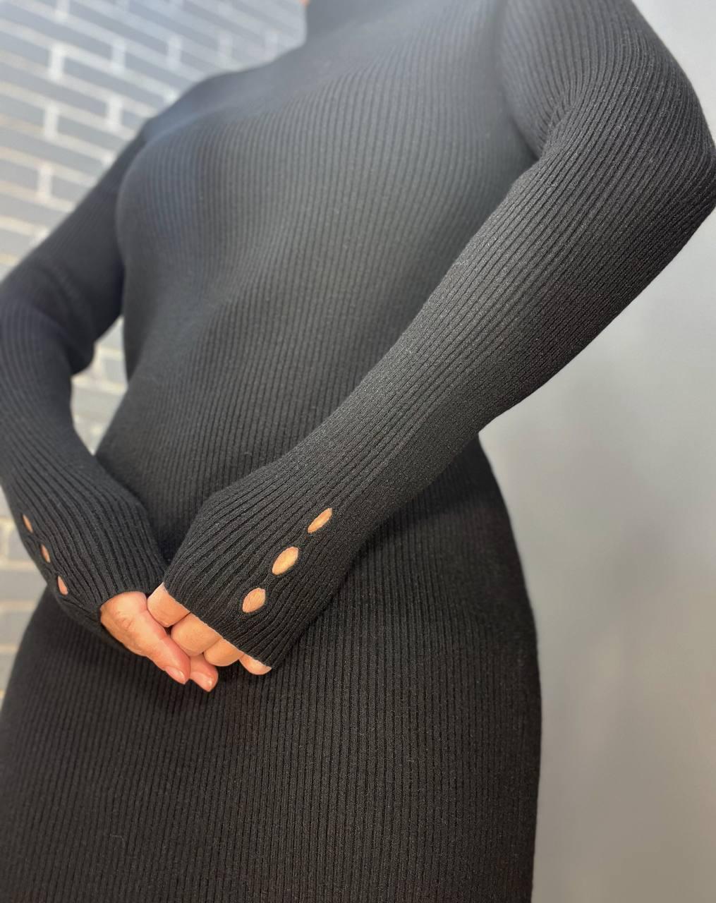 Платье женское ACCORDDREAM 2287 теплая вязка свитер рубчик воротник стойка разрезы миди р. 44-48 Черный (3089) - фото 7