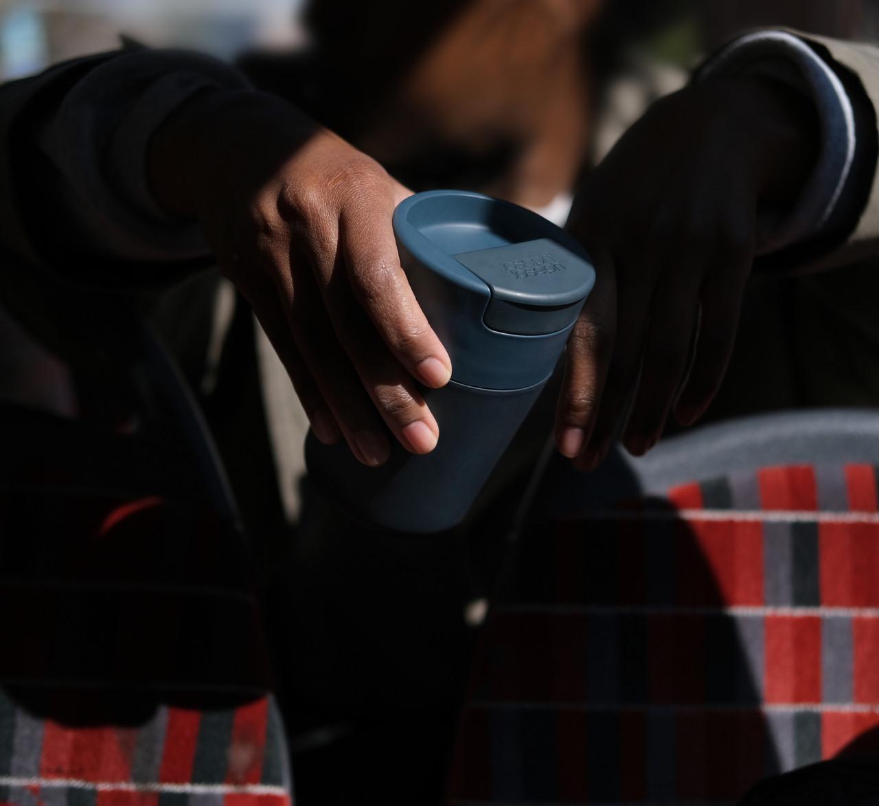 Набір дорожній із термогорнятка та термопляшки 81134 - фото 3 Набір дорожній із термогорнятка та термопляшки 81134 - фото 3