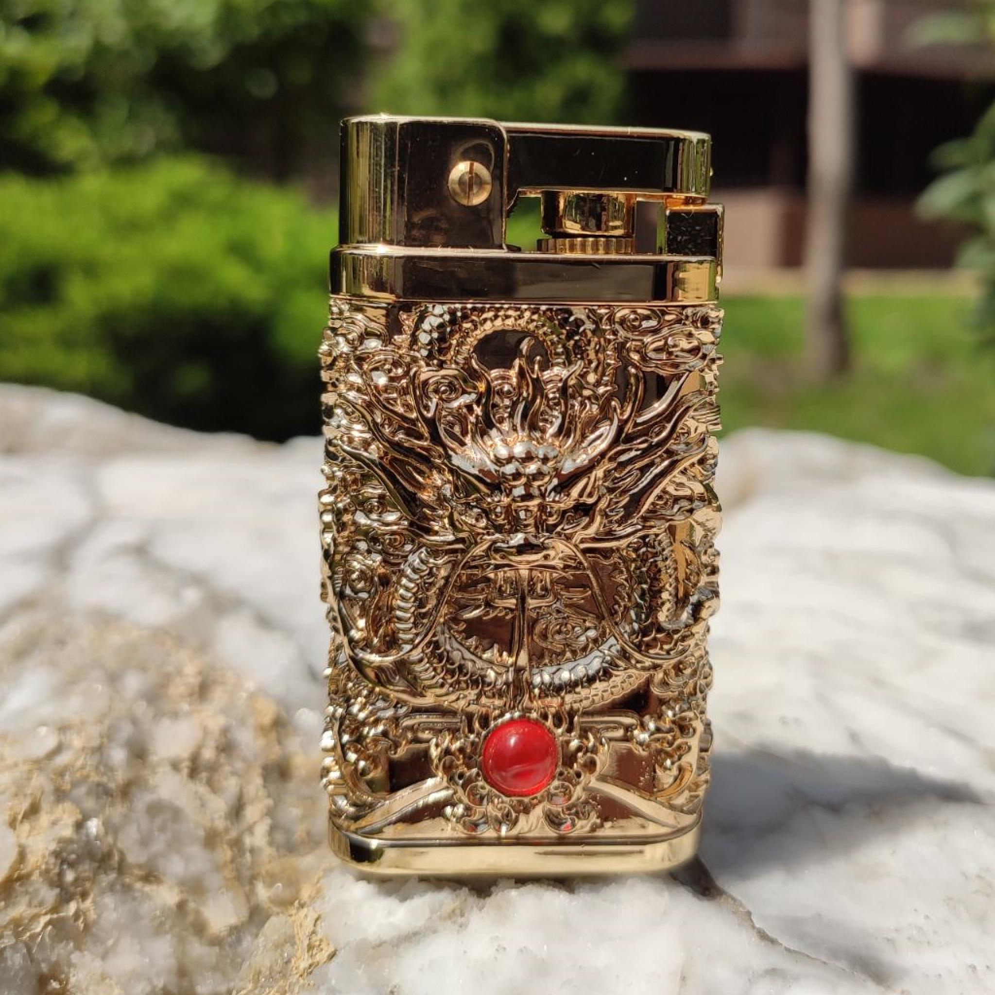 Зажигалка бензиновая Lighter Steam Dragon в подарочной упаковке Gold (BS-YW02 Gold)