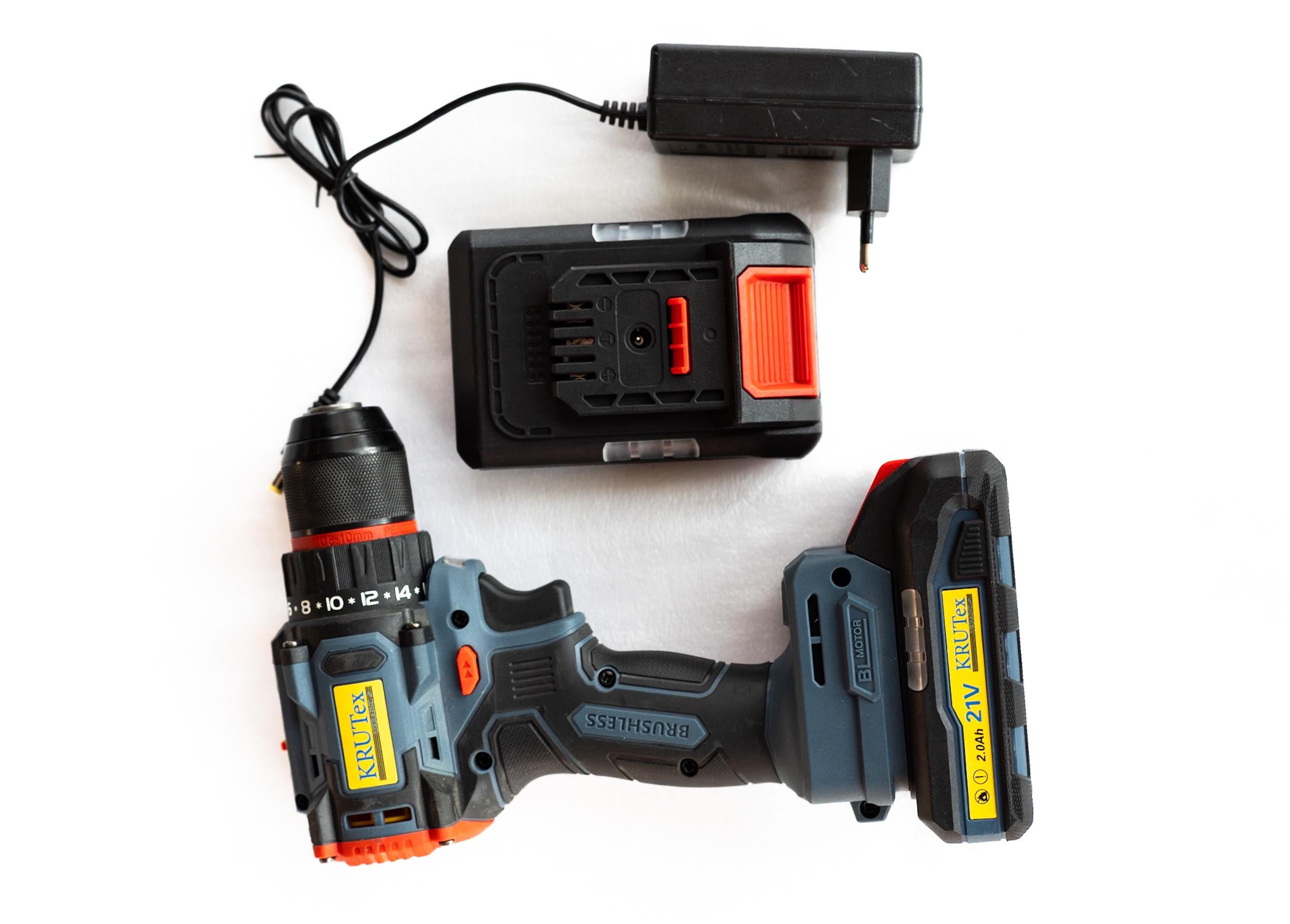 Шуруповерт ударный аккумуляторный (43858687002)