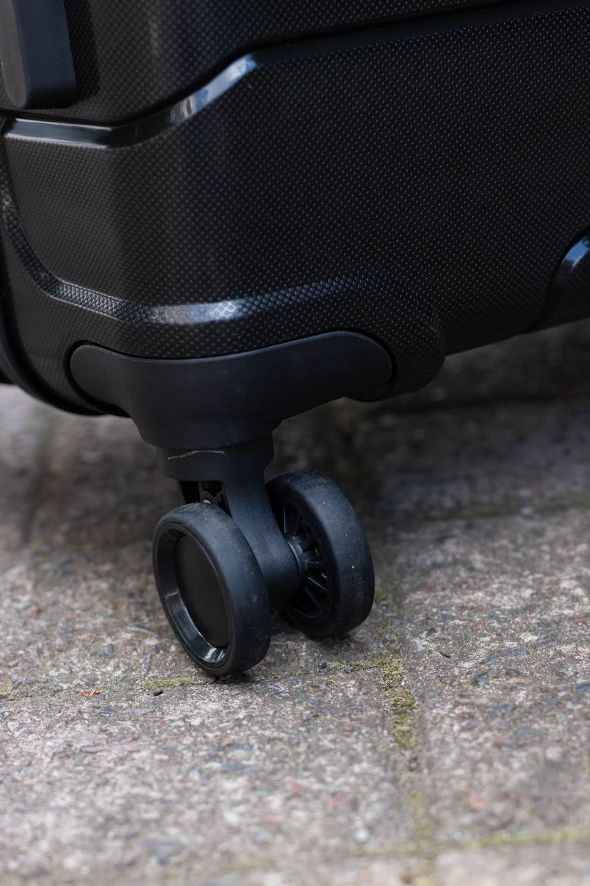 Чемодан пластиковый Nuri 1908 S Черный (11823599) - фото 3