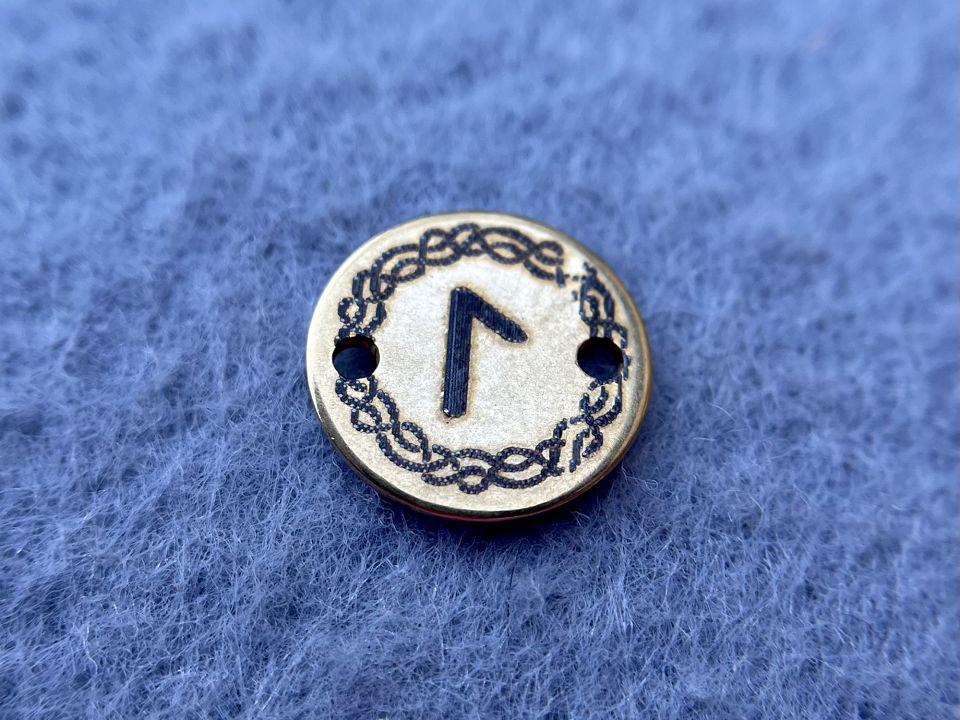 Коннектор из нержавеющей стали 12х12х1 мм