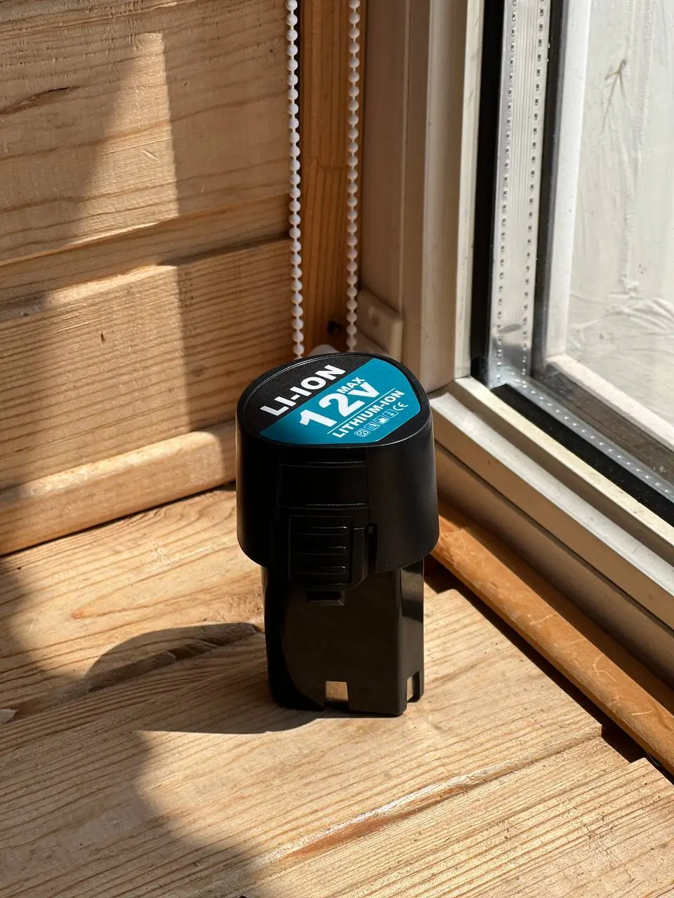 Аккумулятор для мини-пилы/электродриль и других инструментов (AND 0410-3)