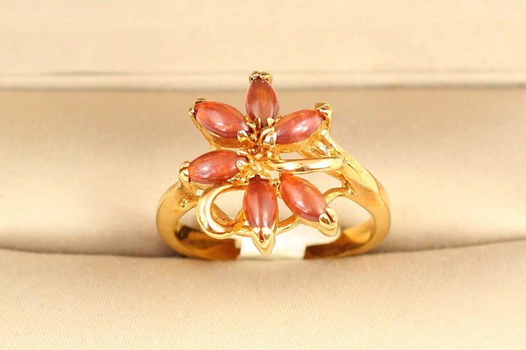 Кольцо шесть камней с натуральным гранатом р. 19 Золотистый (28925817) Кольцо шесть камней с натуральным гранатом р. 19 Золотистый (28925817)