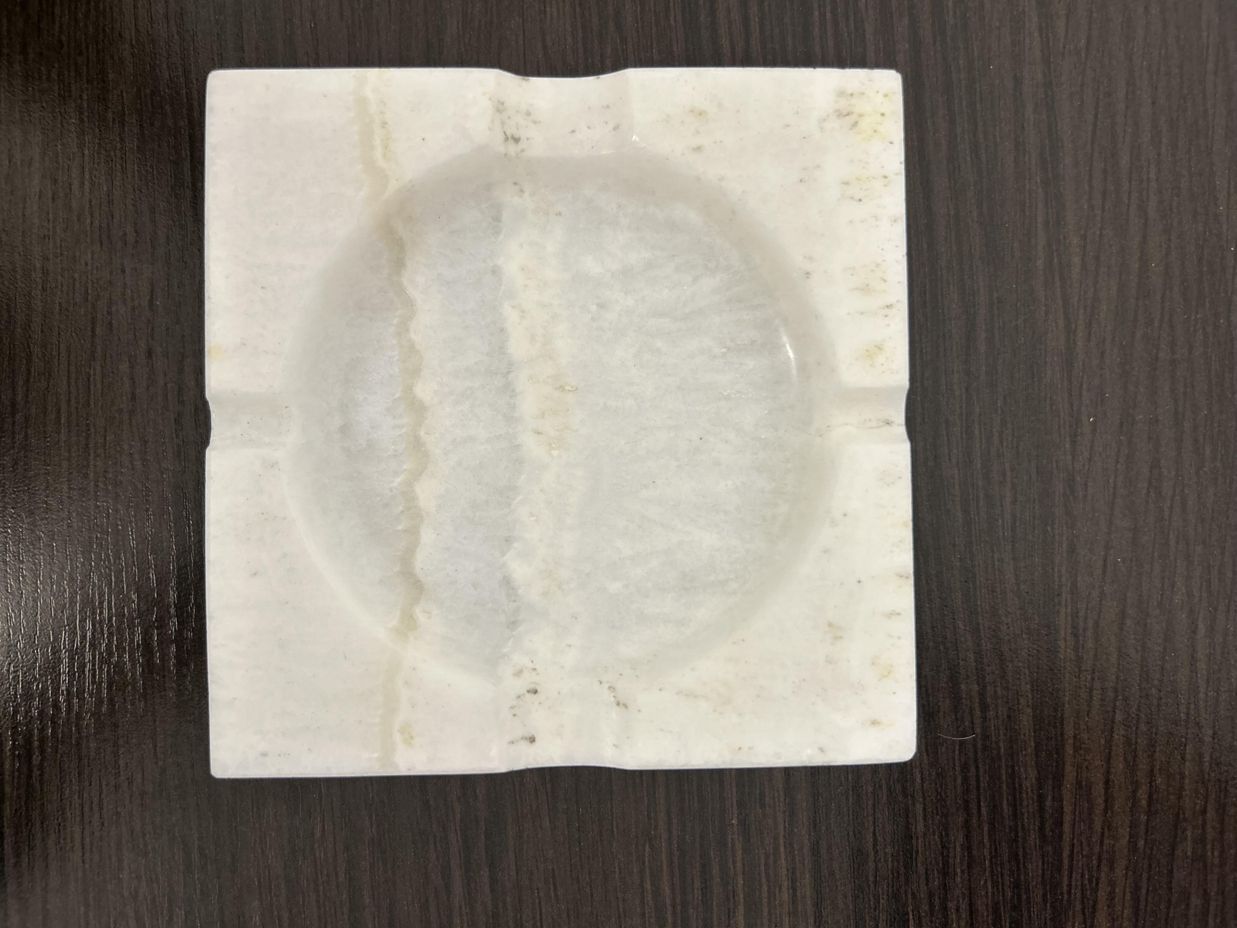 Попільничка мармурова квадратна MARKAM 14 см Білий (6277219) - фото 4 Попільничка мармурова квадратна MARKAM 14 см Білий (6277219) - фото 4