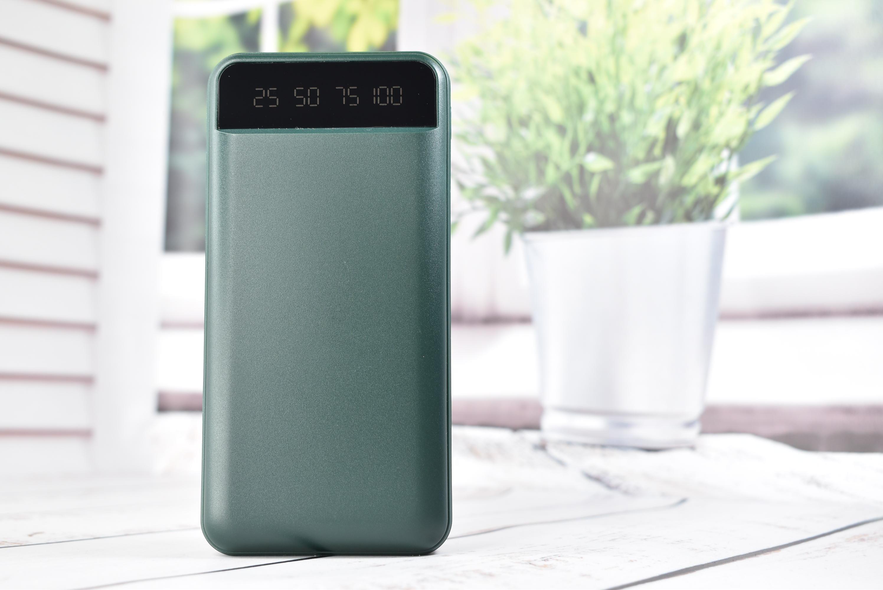 Повербанк KJ-P16 20000 mAh 5В с фонариком Green