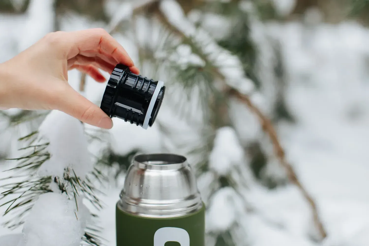 Термос Tramp Soft Touch для чаю та кави 0,75 л Зелений (TRC-108-khaki) - фото 8 Термос Tramp Soft Touch для чаю та кави 0,75 л Зелений (TRC-108-khaki) - фото 8