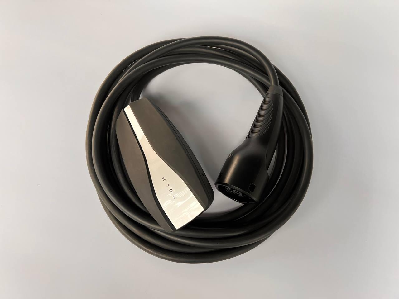 Зарядний пристрій TESLA Mobile Connector Gen2 32A (26747533)