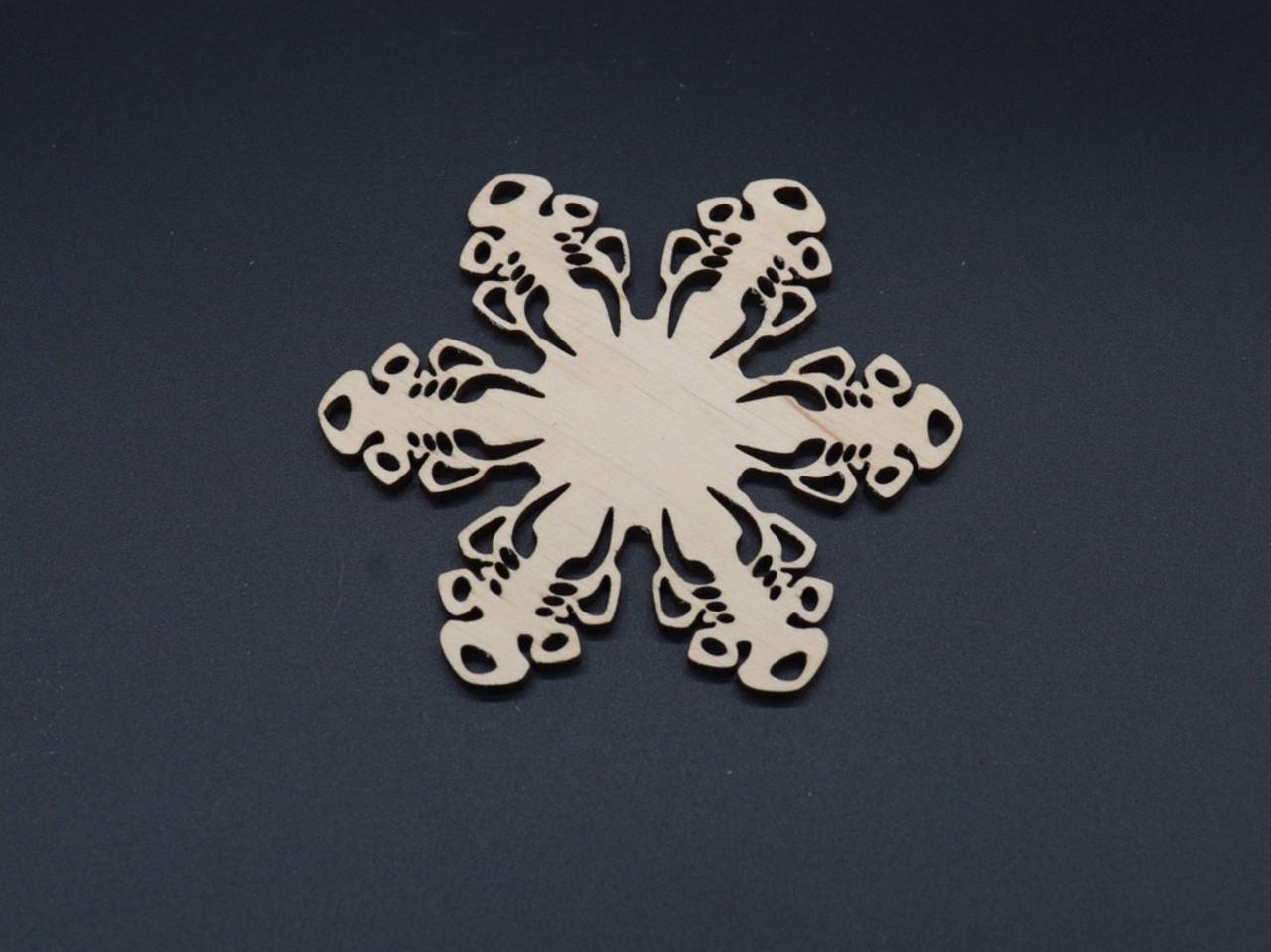 Елочная игрушка из фанеры с узором Снежинка 9х9 см (583415994)