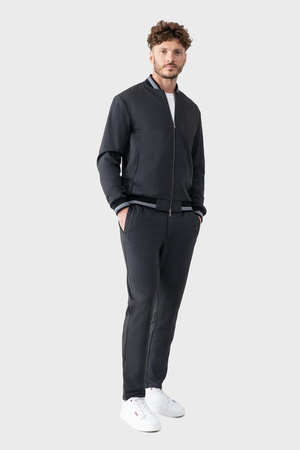 Спортивный костюм мужской Avecs Breathable XL Черный (50563/31-XL)