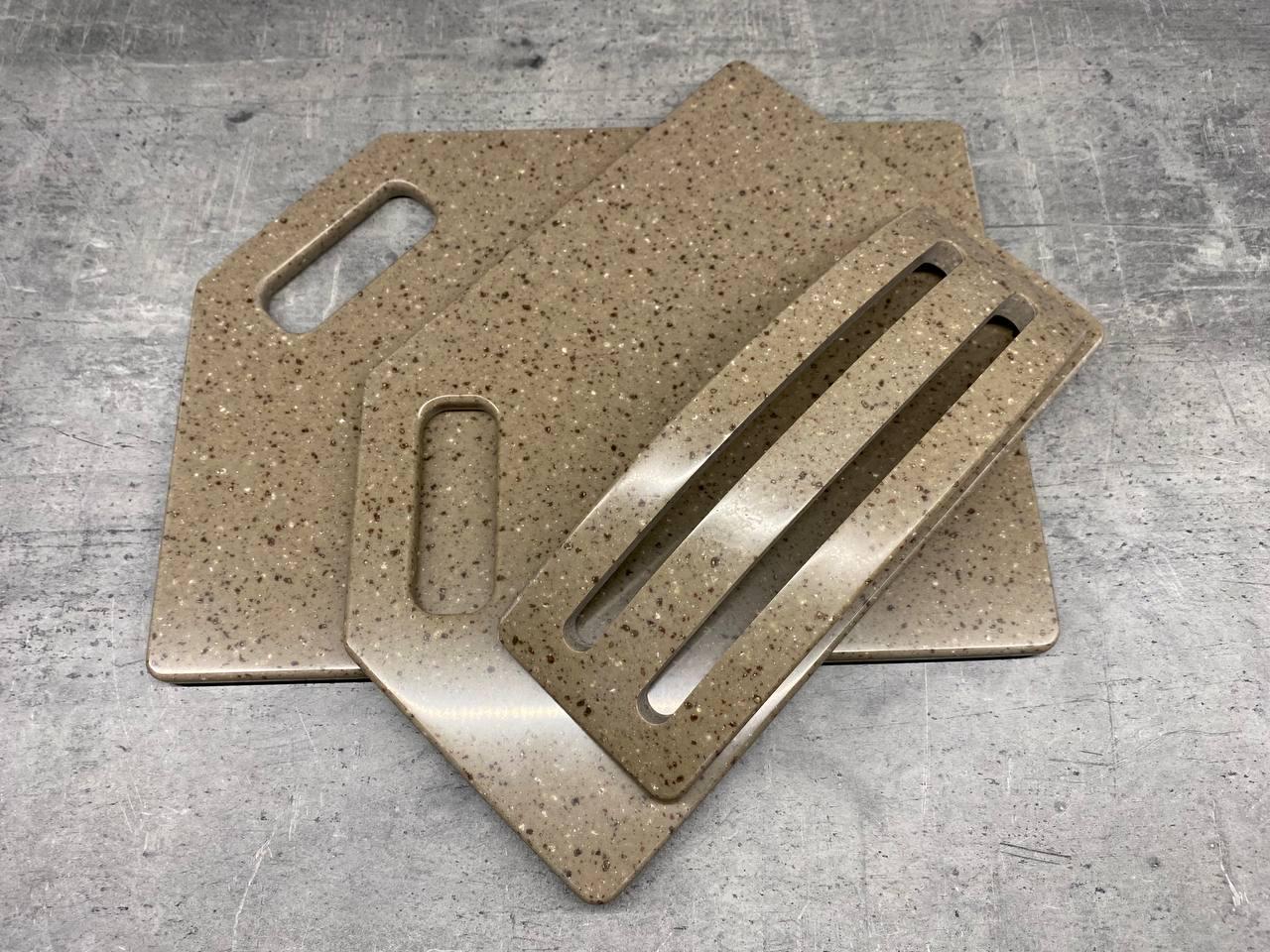 Набір дошок кухонних Ginger Bread зі штучного акрилового каменю на підставці 2 шт. (192) - фото 3 Набір дошок кухонних Ginger Bread зі штучного акрилового каменю на підставці 2 шт. (192) - фото 3