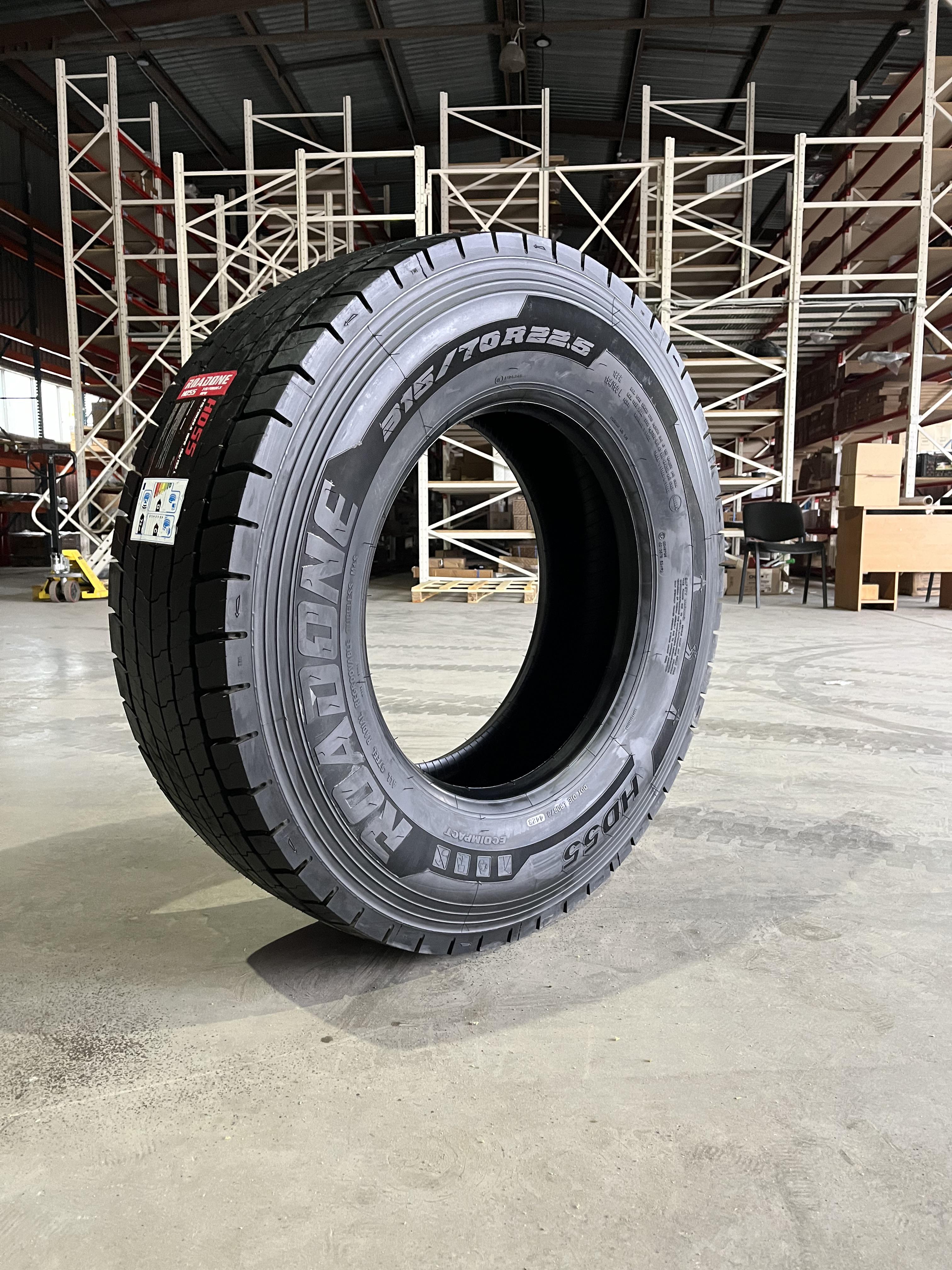 Автошина Roadone 315/70R22.5 18PR HD55 151/148L ведущая - фото 3 Автошина Roadone 315/70R22.5 18PR HD55 151/148L ведущая - фото 3