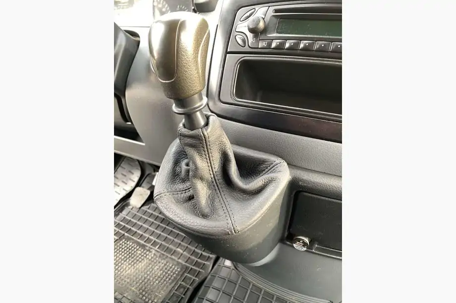 Чехол КПП Mercedes Vito W639 кожа (29-51- koz032)