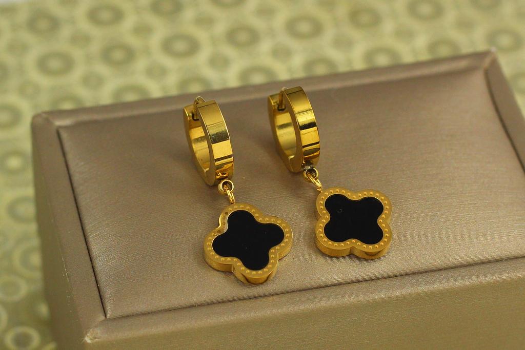 Серьги подвески Stainless steel Black Clover Лимонный (35511248) Серьги подвески Stainless steel Black Clover Лимонный (35511248)