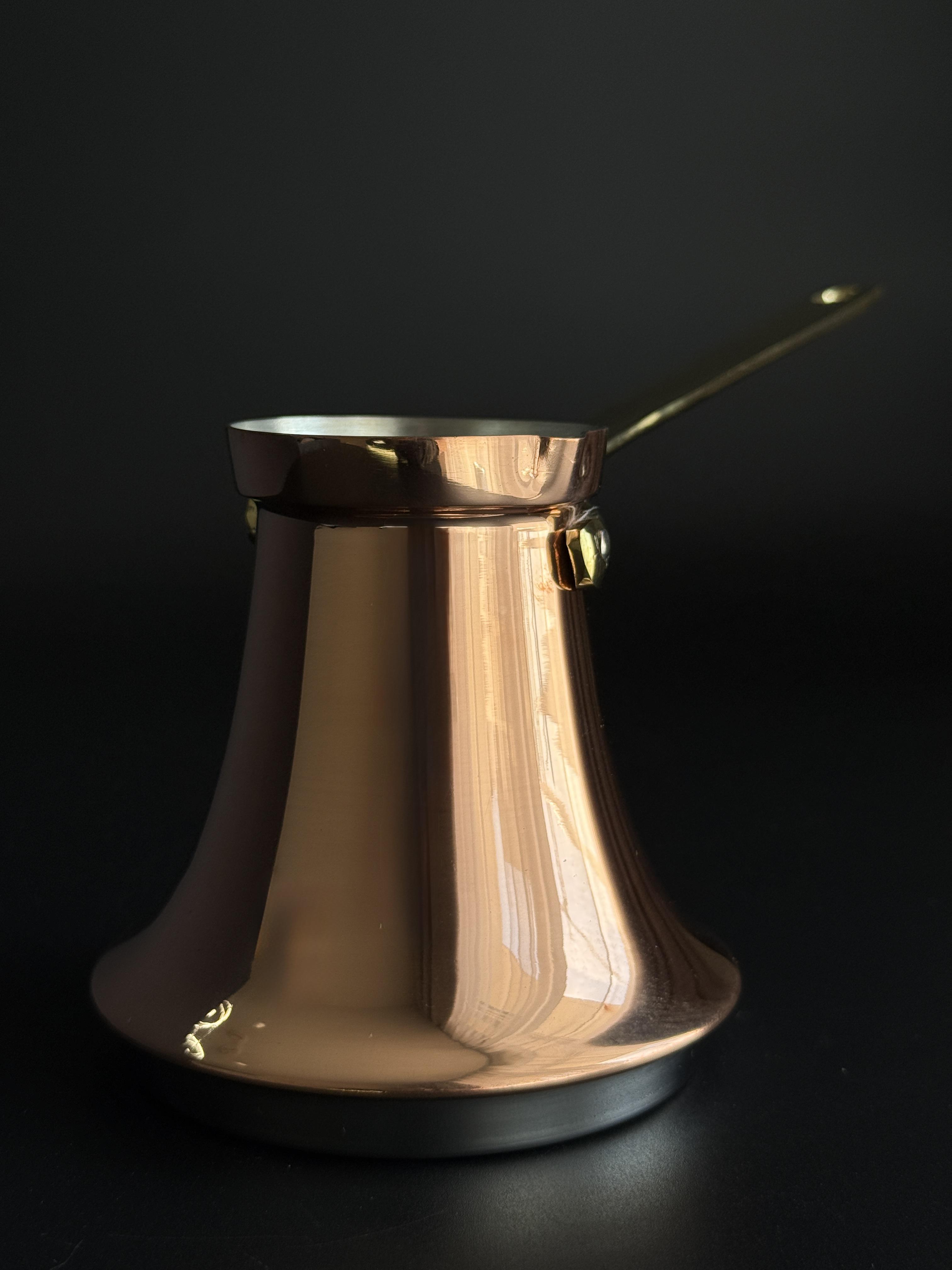 Турка для кофе медная Индукция TF19 классическая ZH 290 мл - фото 6 Турка для кофе медная Индукция TF19 классическая ZH 290 мл - фото 6