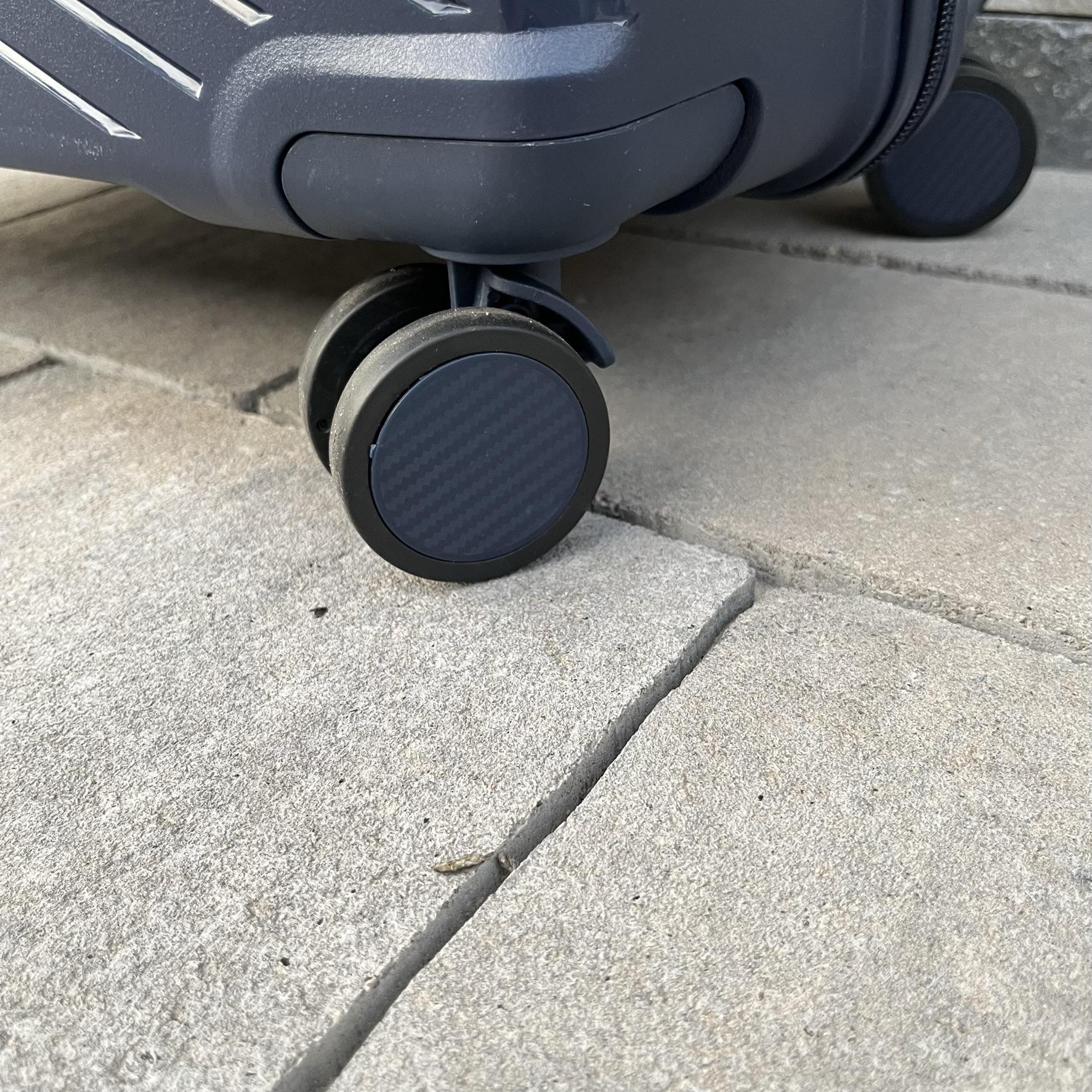 Чемодан дорожный большой из полипропилена Wings DQ181-04 L Синий - фото 5 Чемодан дорожный большой из полипропилена Wings DQ181-04 L Синий - фото 5