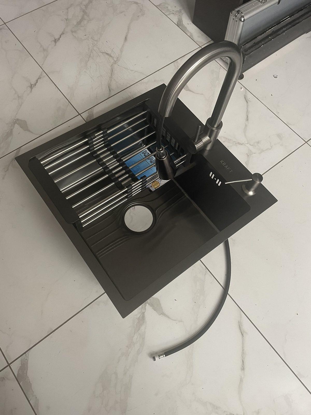 Мойка кухонная Kraft 5050 PVD Черный/крафт Kraft 3011 PVD с вытяжным изливом двухрежимный - фото 9