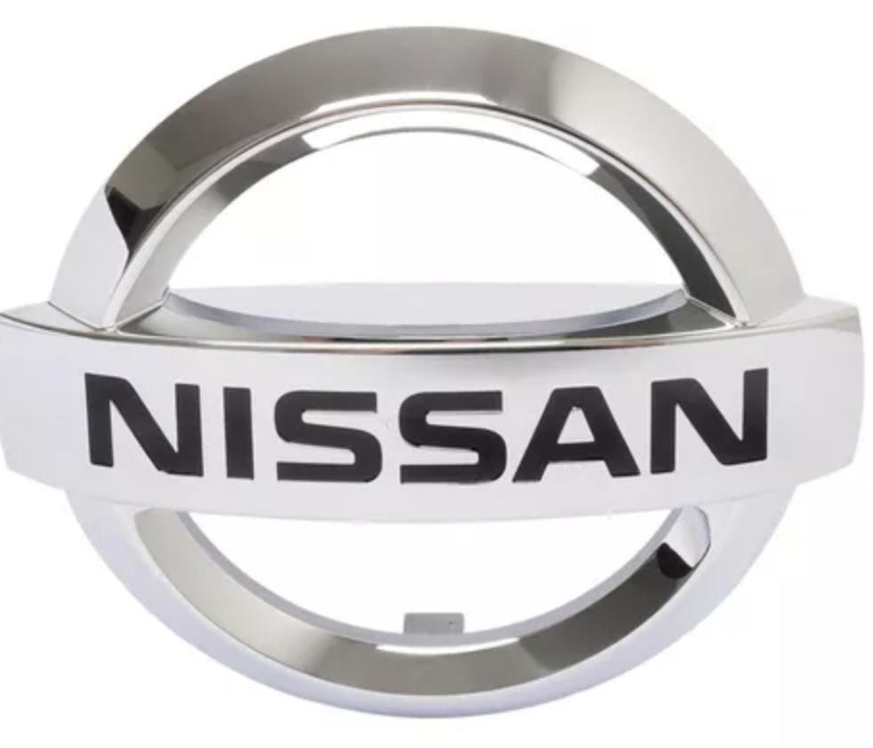 Эмблема Nissan на крышку багажника 10 см (2317701321)