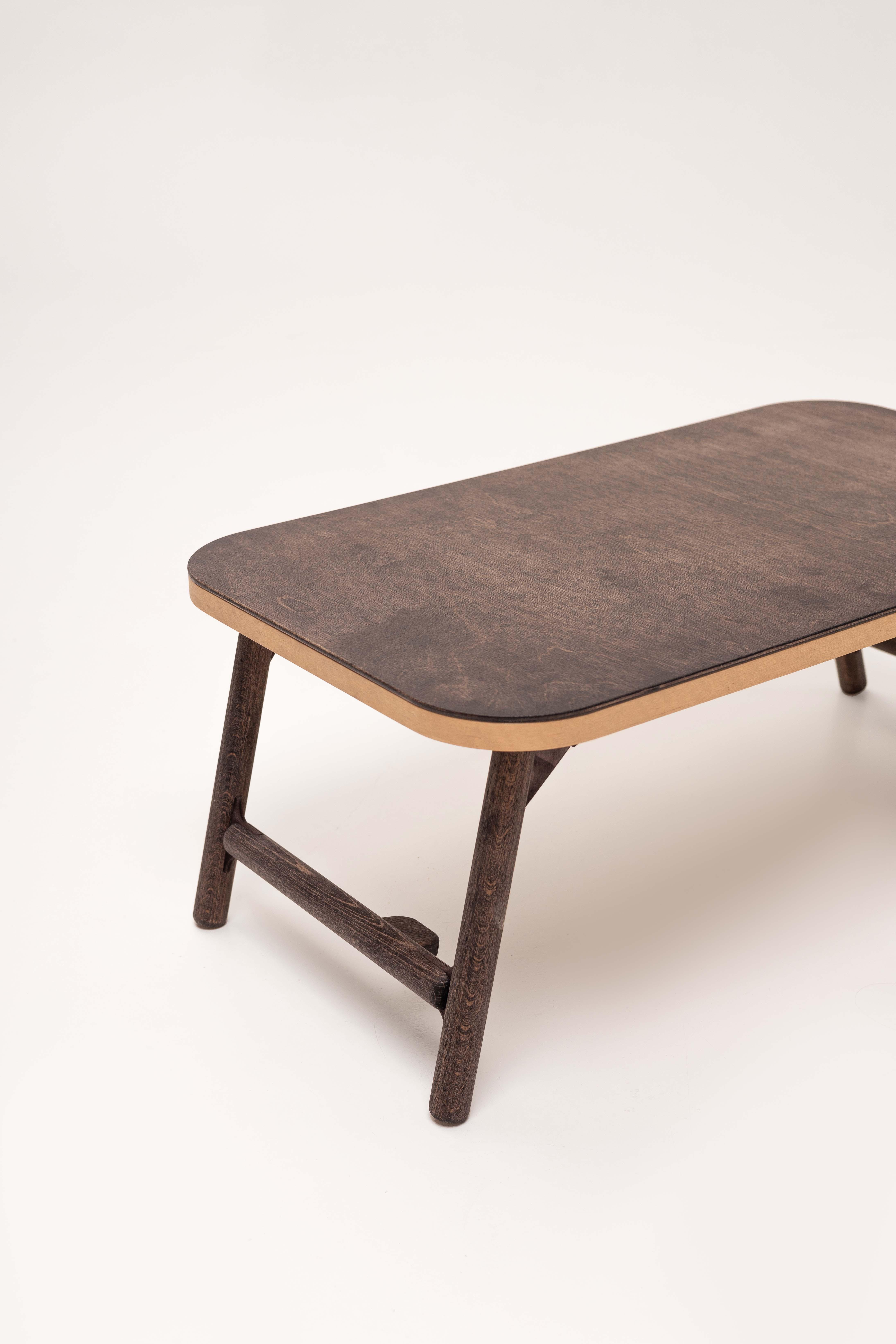 Столик для ноутбуку Spillno Standard Світлий (10002) - фото 4 Столик для ноутбуку Spillno Standard Світлий (10002) - фото 4