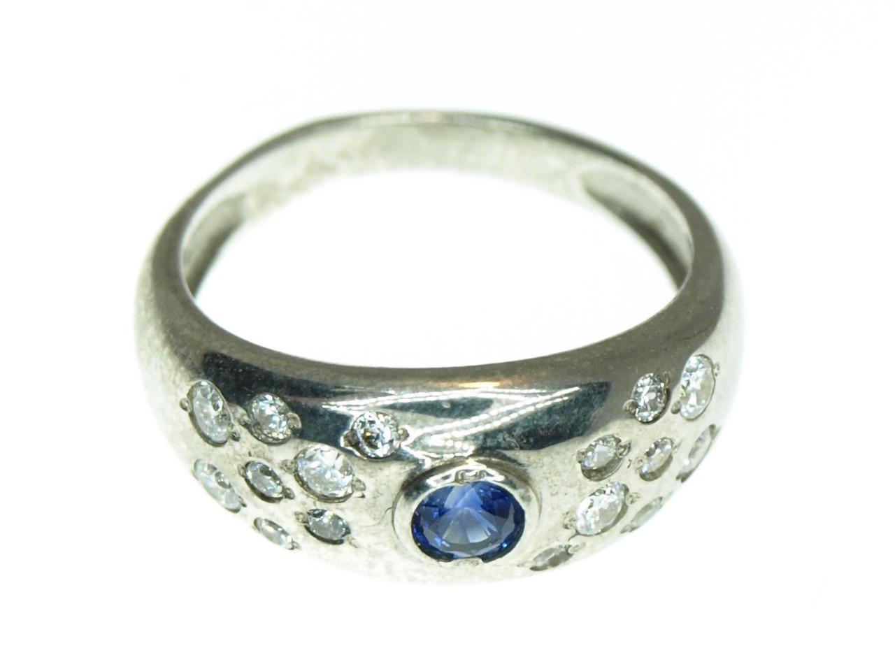 Кольцо из серебра с сапфиром и фианитом 3,51 г р. 17 (2101700241) - фото 2