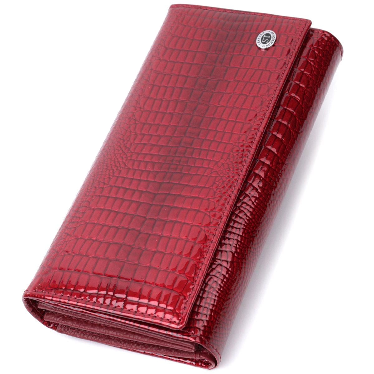 Кошелек женский ST Leather 22682 лакированный из натуральной кожи с тиснением под рептилию и блоком для карточек Красный (168-136-22682)