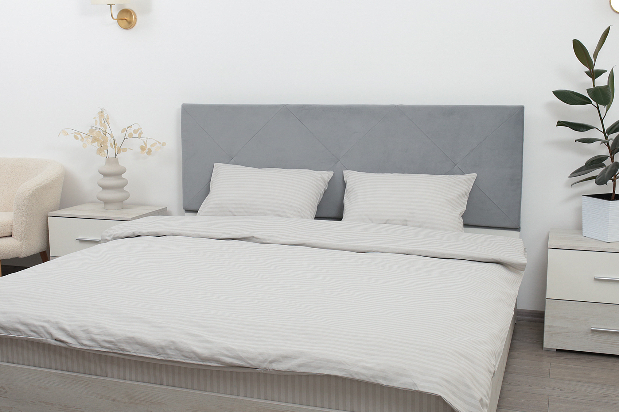 Комплект постельного белья полуторный Amore Glux-10039 бязь Серебристый (KPB-A1,5-GLux-10039 (70x70) - фото 1 Комплект постельного белья полуторный Amore Glux-10039 бязь Серебристый (KPB-A1,5-GLux-10039 (70x70) - фото 1