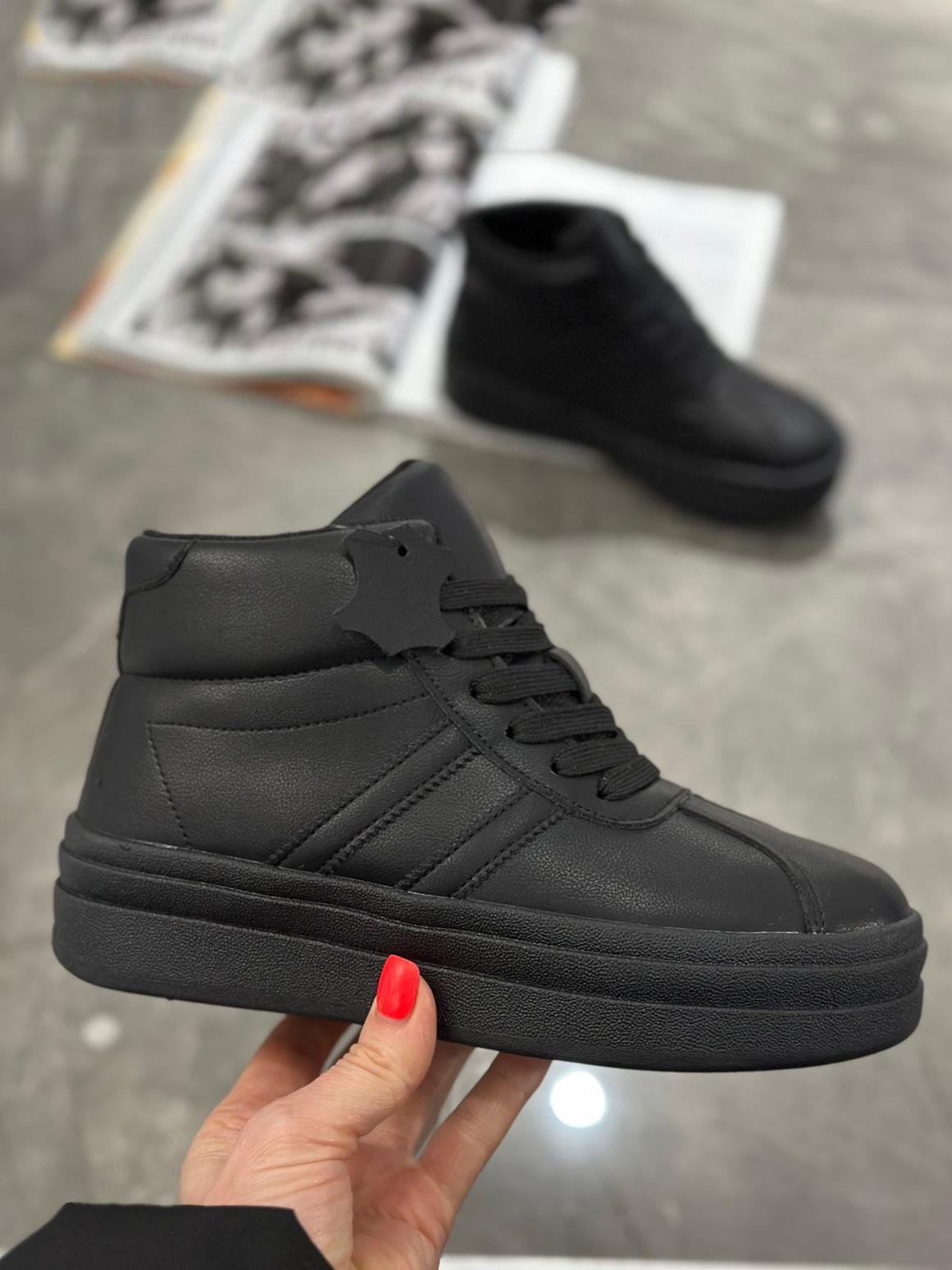 Кроссовки кожаные Stilli WAWN160-1 р. 37 Черный - фото 2 Кроссовки кожаные Stilli WAWN160-1 р. 37 Черный - фото 2