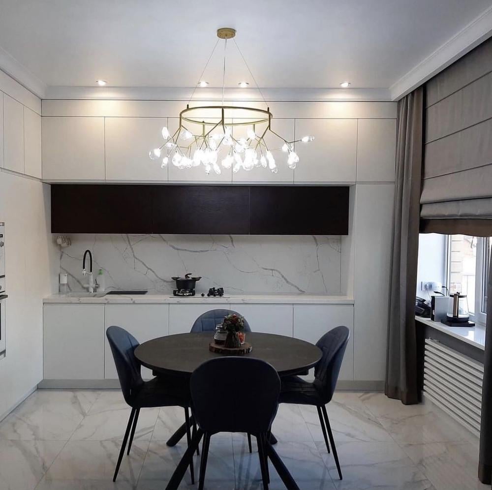 Люстра в форме кольца на 45 прозрачных лепестков Золотой (H 687/45 GD)