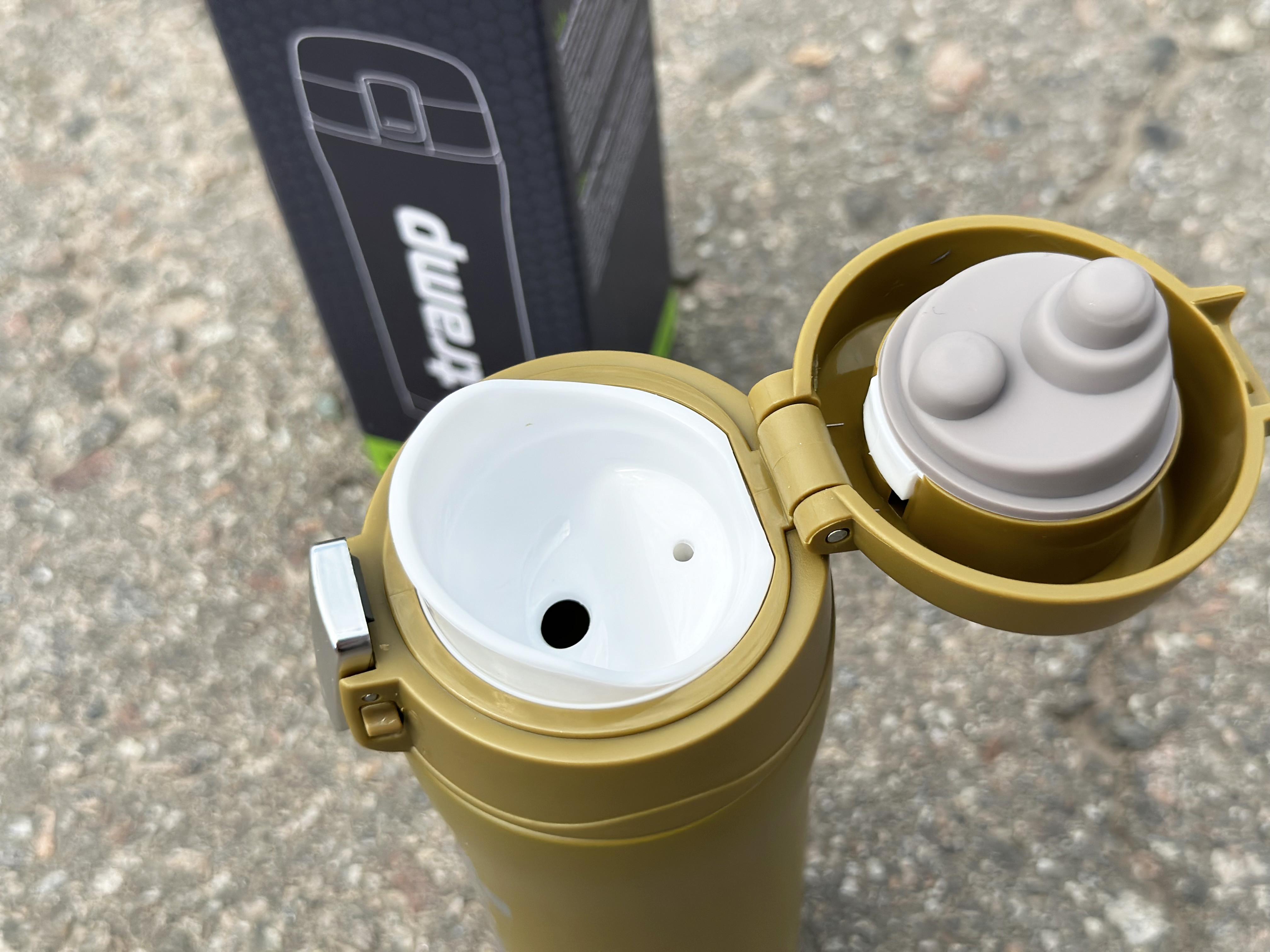 Термокружка Tramp держит 12 ч. 0,45 л (UTRC-107-khaki) - фото 6 Термокружка Tramp держит 12 ч. 0,45 л (UTRC-107-khaki) - фото 6