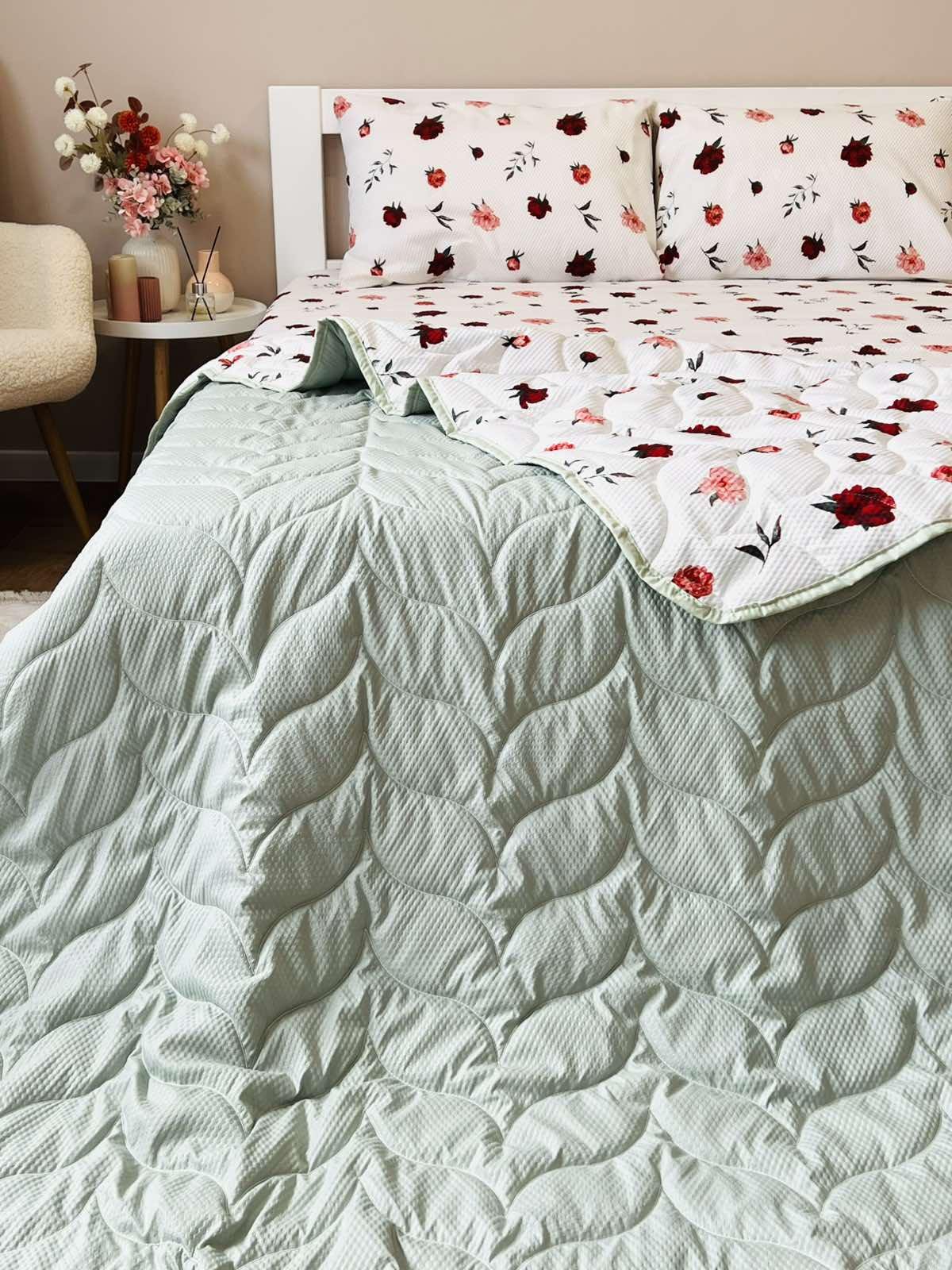 Комплект постільний жниварка з ковдрою з квітковим малюнком полуторний 150x215 см Білий (27477698) - фото 12 Комплект постільний жниварка з ковдрою з квітковим малюнком полуторний 150x215 см Білий (27477698) - фото 12