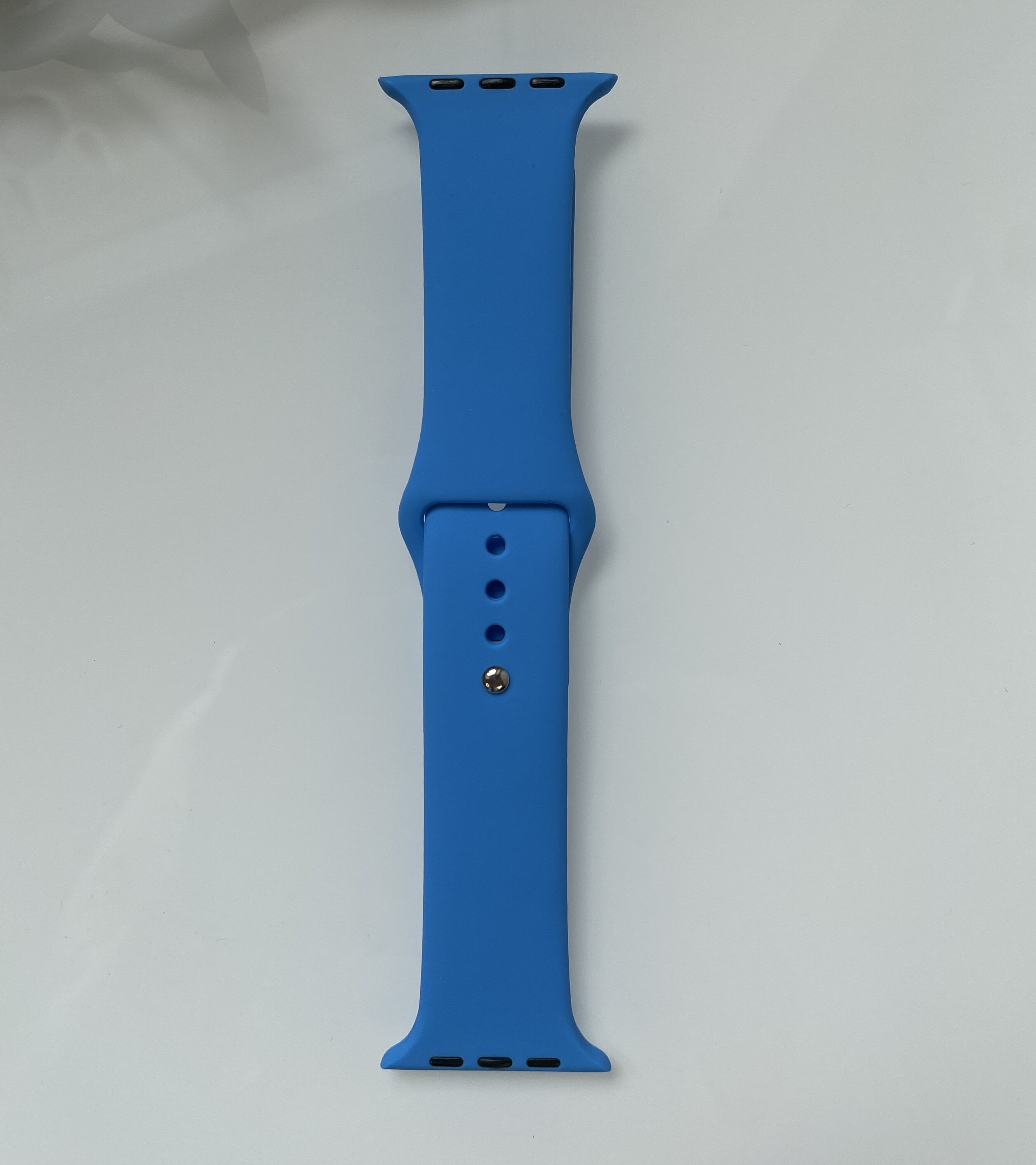 Ремешок для смарт-часов силиконовый для Apple Watch 38/40 мм Синий (RW055)