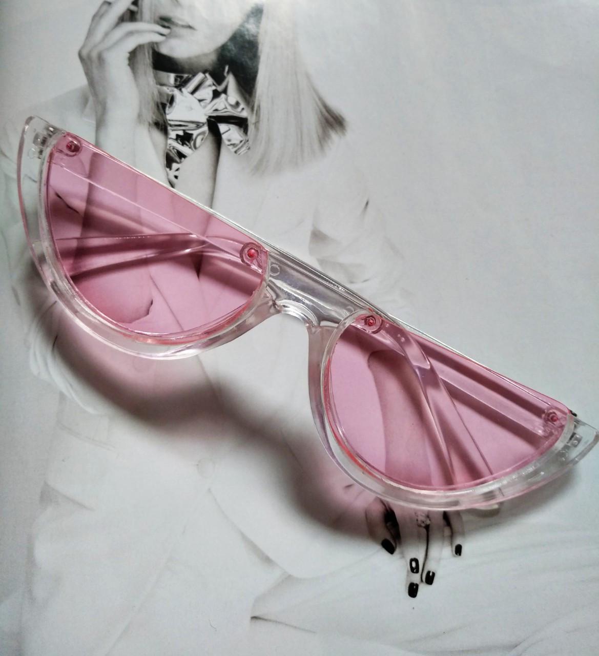 Солнцезащитные очки стильные с обрезанной оправой Прозрачный/Розовый